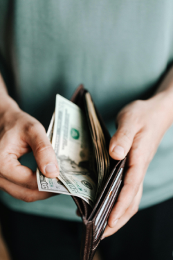 Marketplace Enrollees with Unpredictable Incomes Could Face Bigger Penalties Under House Reconciliation Bill Provision